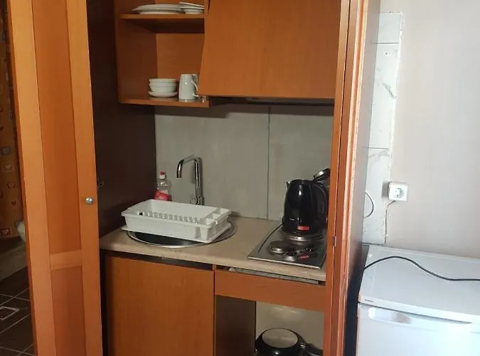 Bristol Apart Otel 2*