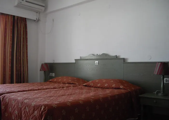 Apart Otel Bristol 2*