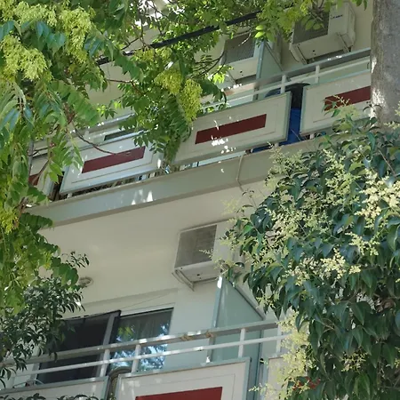 מלון דירות Bristol העיירה קוס