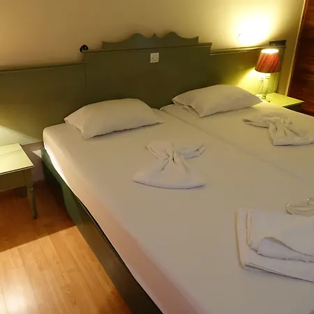 Apartahotel Bristol Cos