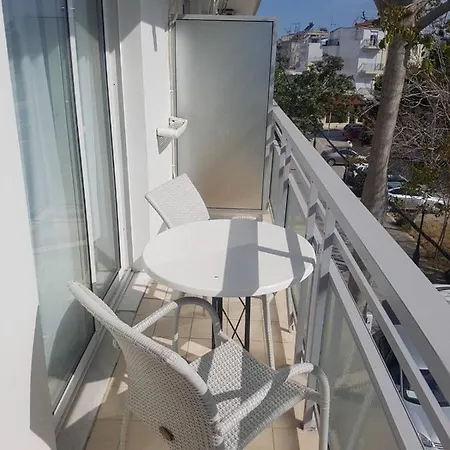 Apart Otel Bristol 2*