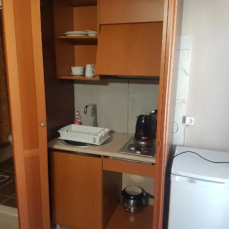Bristol Apart Otel 2*