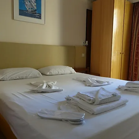 Bristol Lejlighedshotel Kos By