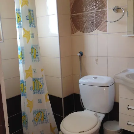 Bristol Apart Otel 2*