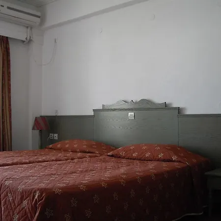 Bristol Apart Otel 2*