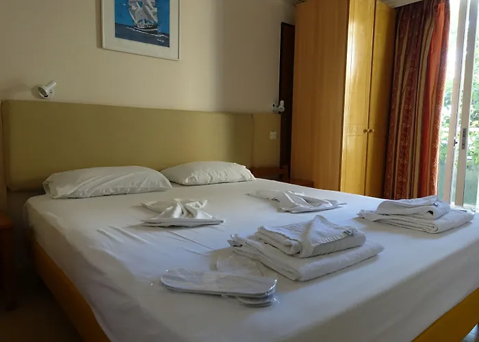 Bristol Hotel de apartamente Kos